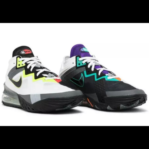 Nike LeBron James 18 Low Greedy White Green CV7562 - Picture 6 of 10